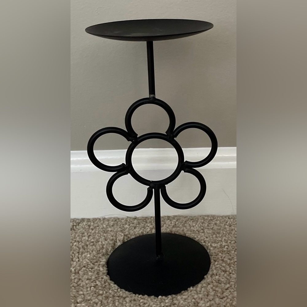 Vintage PIER ONE  Black Wrought Iron Flower Pedestal Candle Stand Holder 8.25”